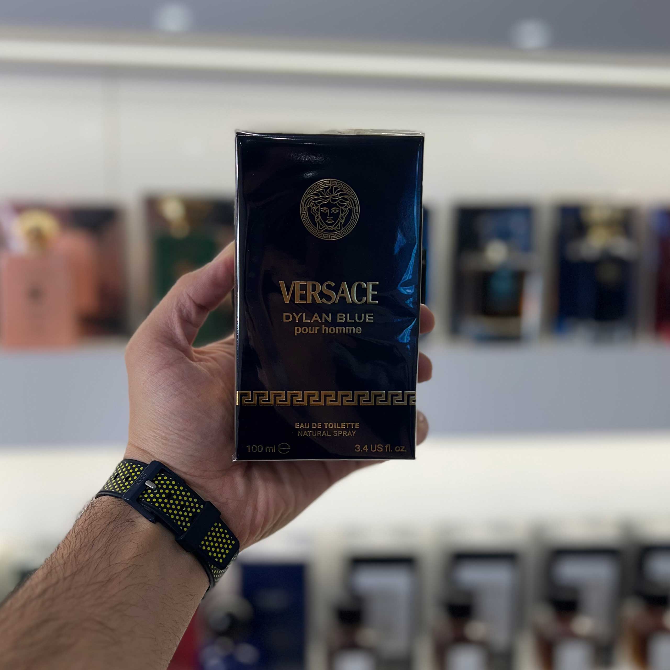 Versace-Dylan-Blue-Pour-Homme عطر ورساچه دیلان بلو مردانه (Versace Dylan Blue Pour Homme) - تصویر 1