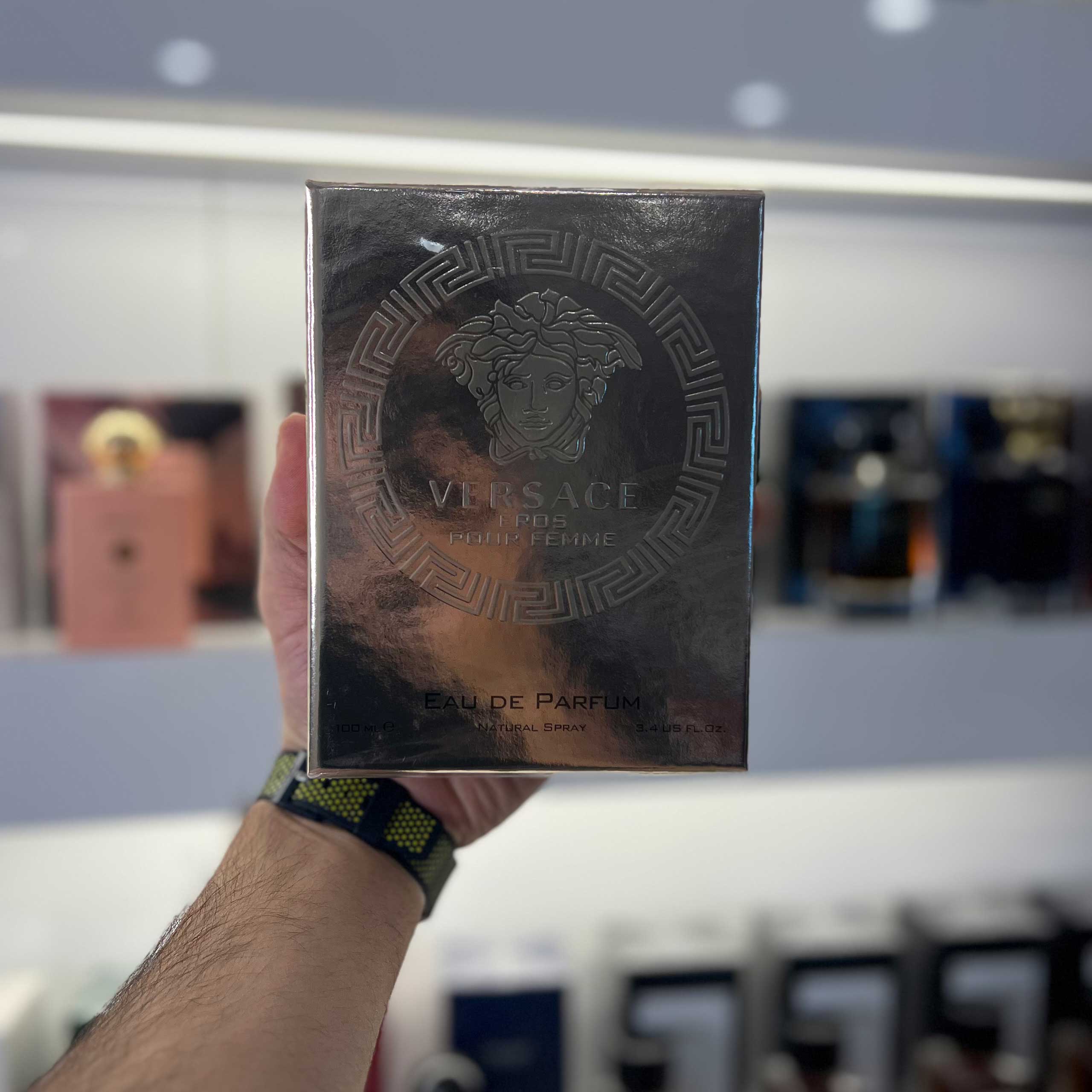 Versace-Eros-Pour-Femme عطر ورساچه اروس زنانه (Versace Eros Pour Femme) - تصویر 1