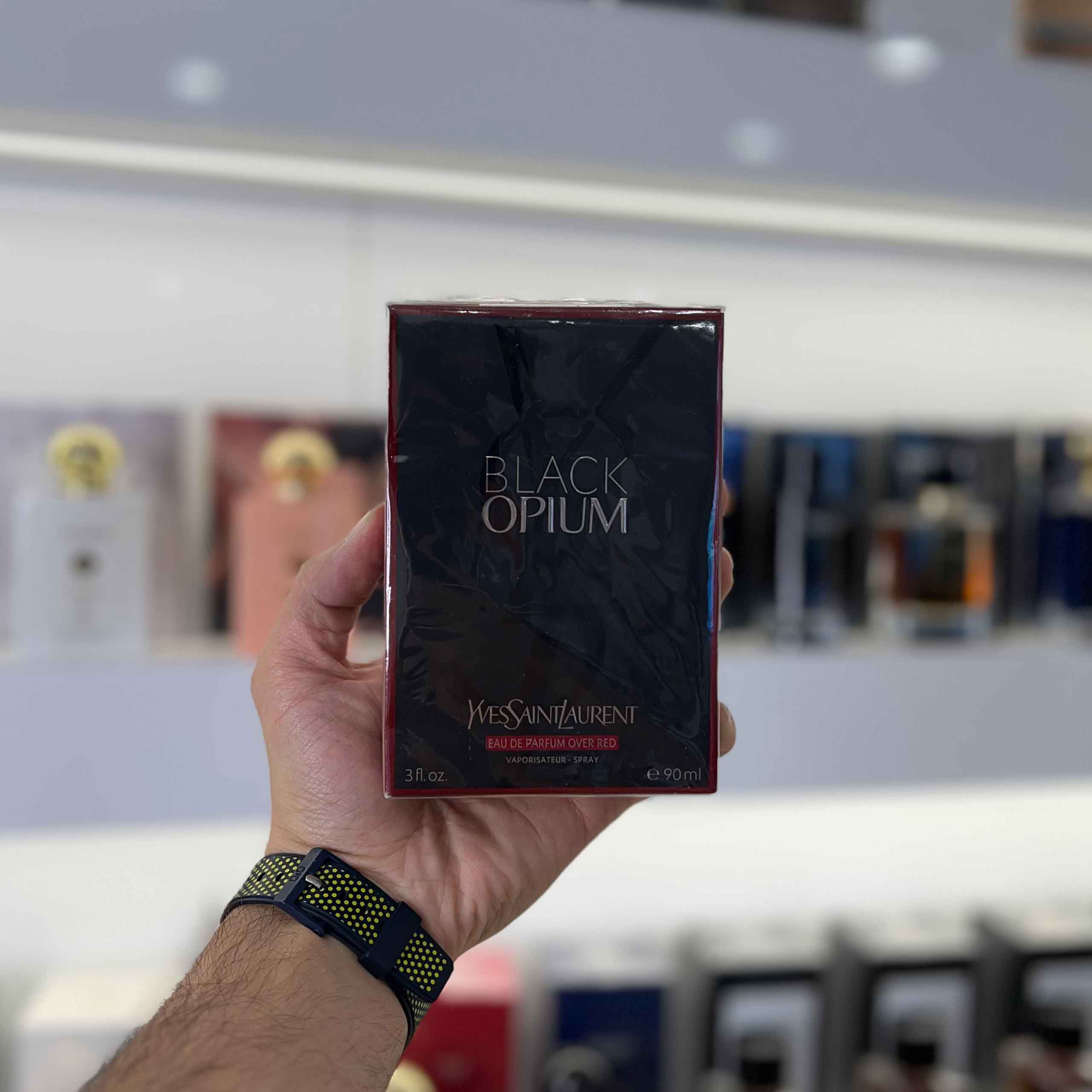 Black-Opium-Over-Red عطر ایو سن لورن بلک اوپیوم اور رد (Yves Saint Laurent Black Opium Over Red) - تصویر 1